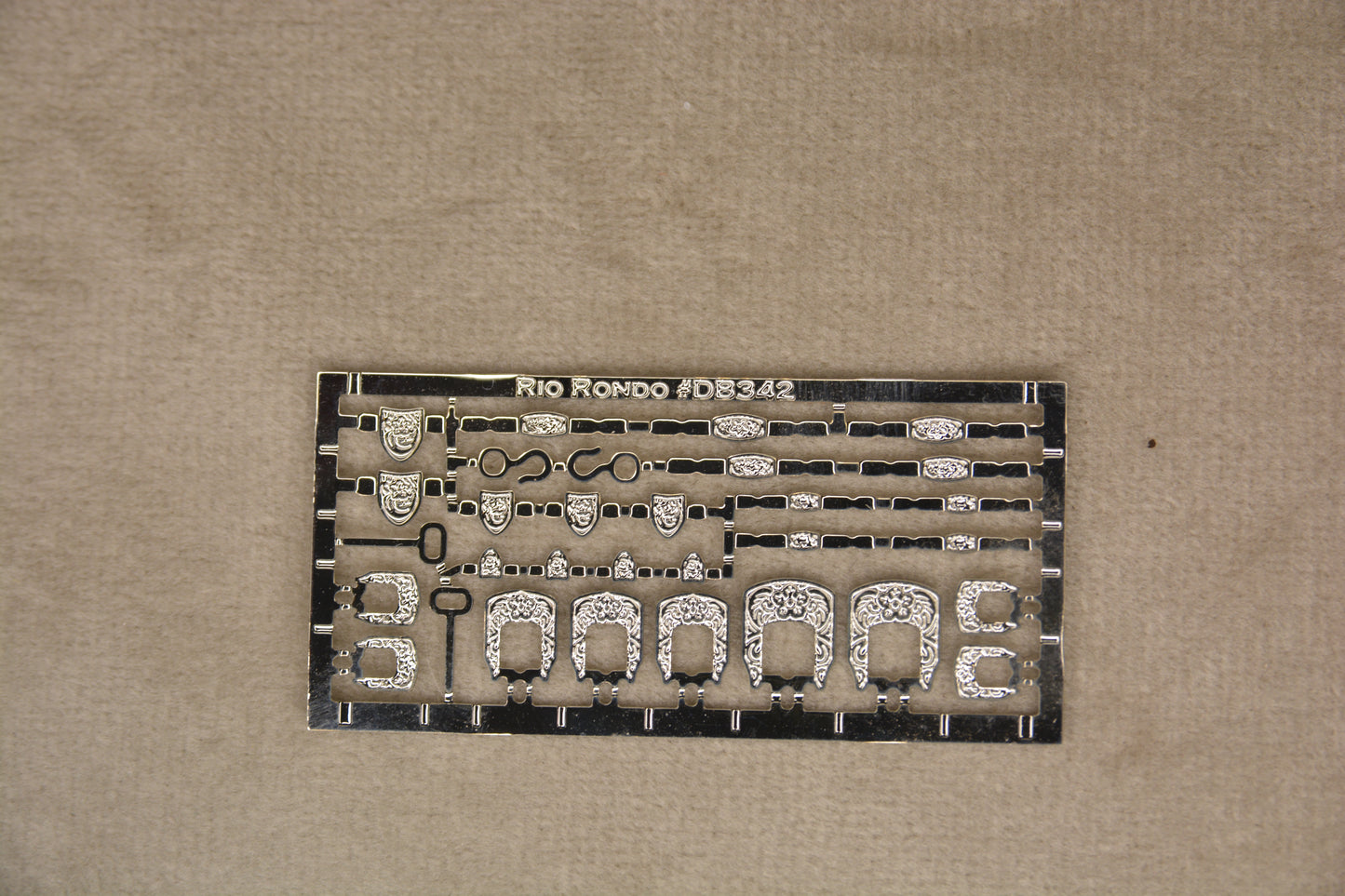Heel Bar Buckle Set - Floral