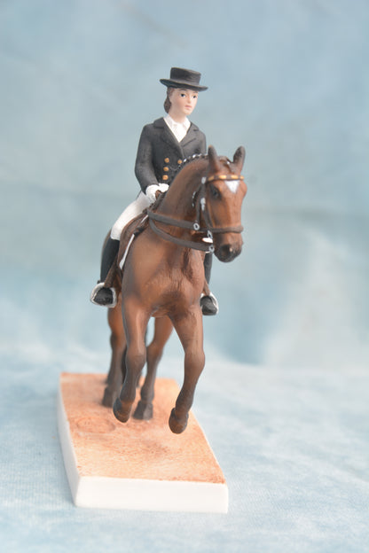 Canter Pirouette - Bay