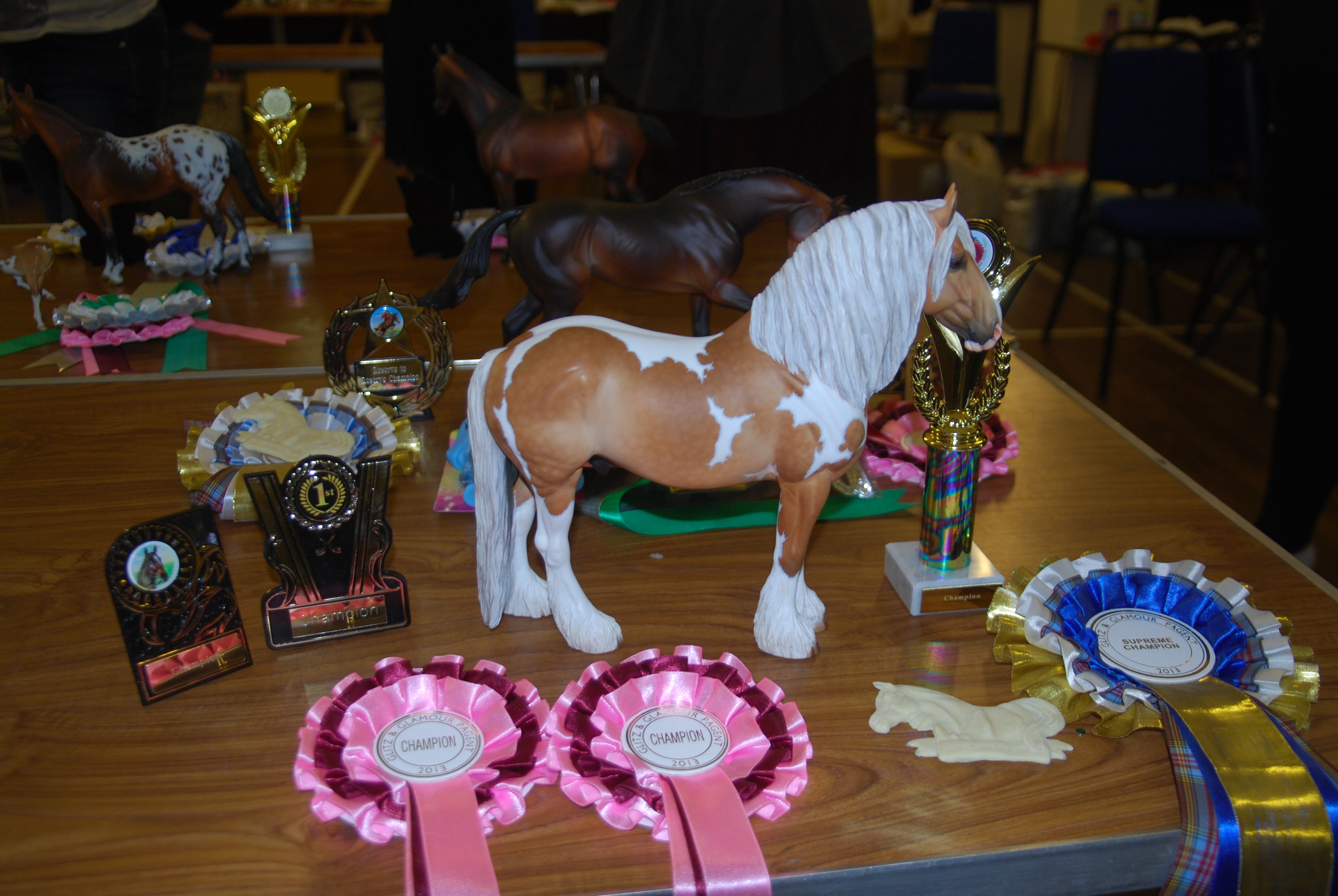 Artist Resin - Supreme Champion Glitz and Glamour Pageant Live 2013
